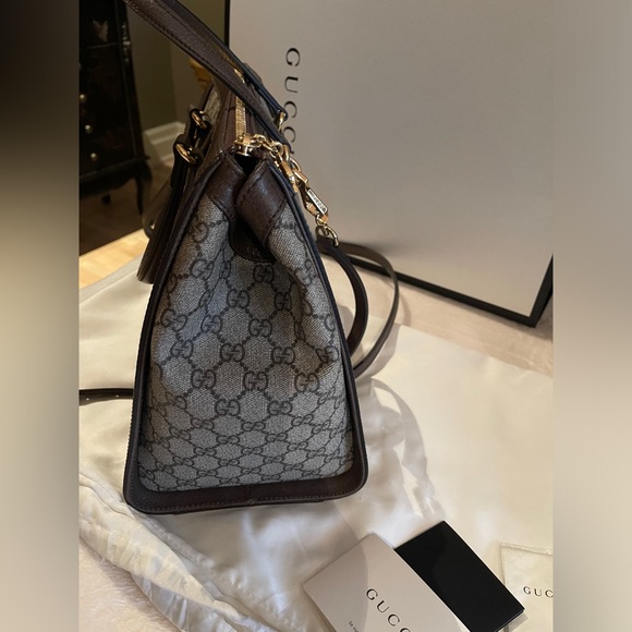 Like new, lightly used - Picture 4 of 8